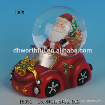 2016 nuevos adornos de Navidad, globo de agua de resina con santa claus en el coche